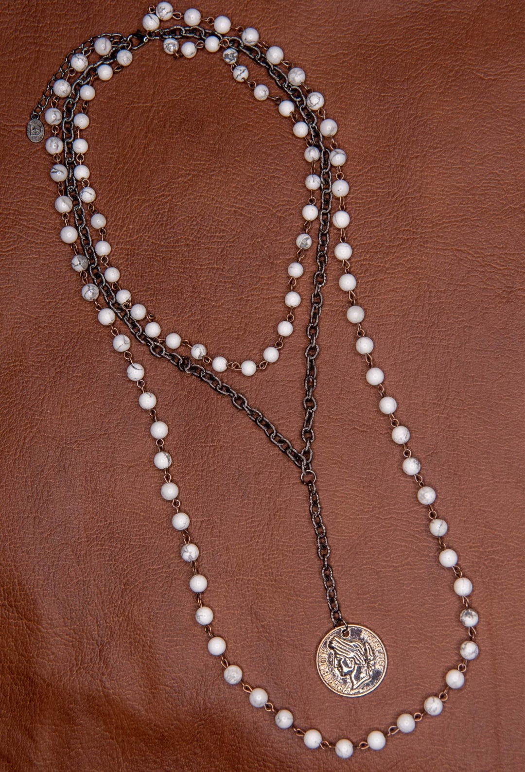 Ellie Necklace White
