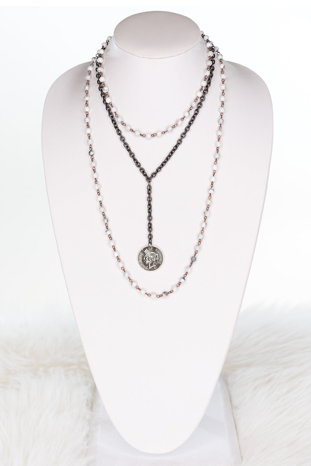 Ellie Necklace White
