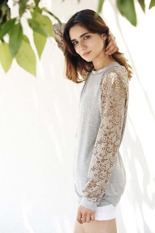 Lace Raglan Sleeve Pull over